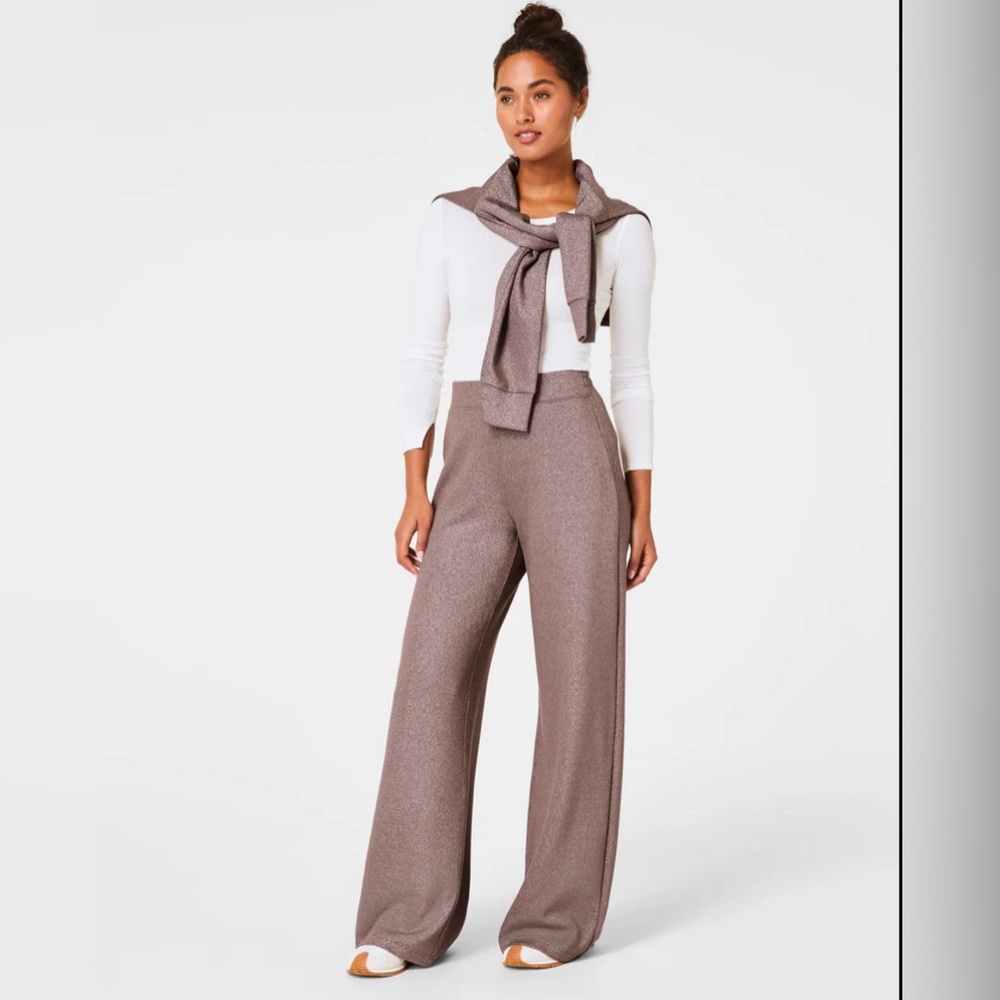 $118 SPANX AIRESSENTIALS SHIMMER WIDE LEG PANTS - SMOKE SILVER 2X - Picture 2 of 6